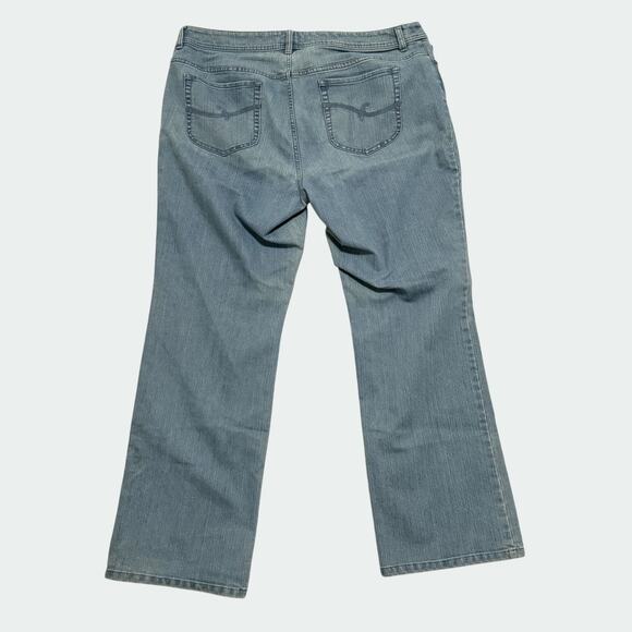 Chicos Jeans Size 3 14-16 Straight Leg Denim Regular Blue Light Wash - Picture 2 of 9